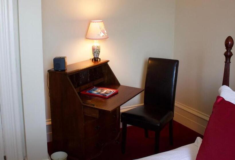 غرفة قياسية, Tattingstone Inn