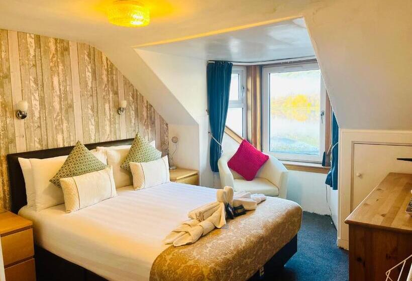 Номер Стандарт Вид на Озеро, Rowantreebank Bed And Breakfast