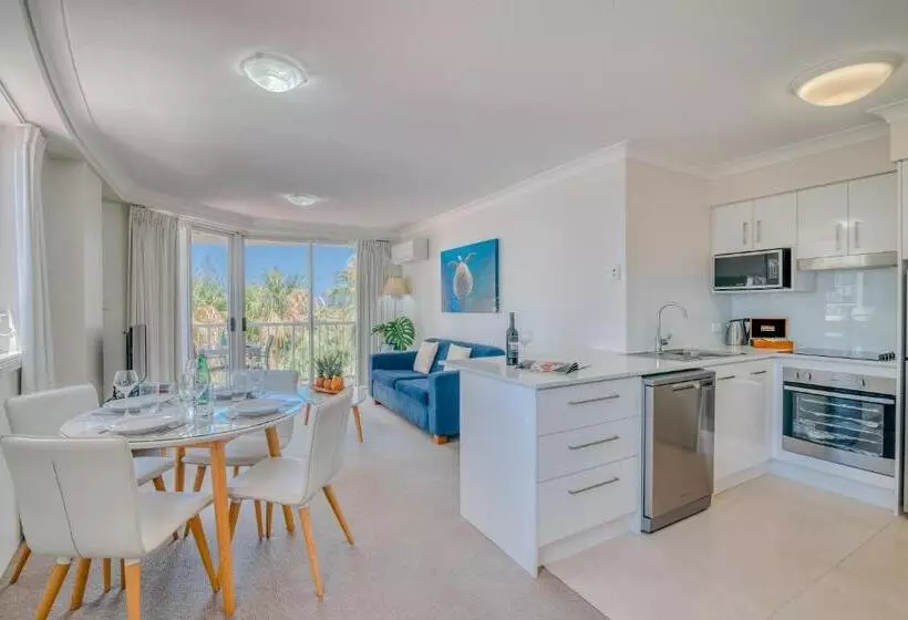 آپارتمان 2 خوابه, Bel Air On Broadbeach   Official