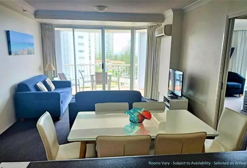 آپارتمان ممتاز دوخوابه رو به دریا, Bel Air On Broadbeach   Official