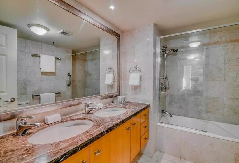 آپارتمان 2 خوابه با چشم‌انداز دریا, Bel Air On Broadbeach   Official