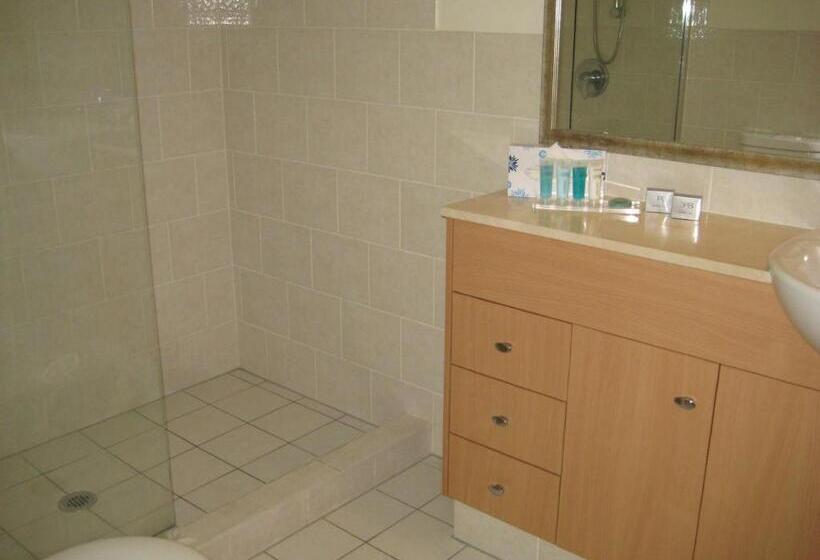 Studio Standard, Bel Air On Broadbeach   Official