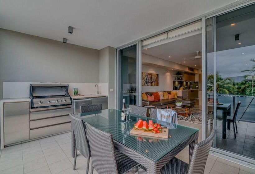 Апартаменты 2 Спальни с Балконом, Coconut Grove