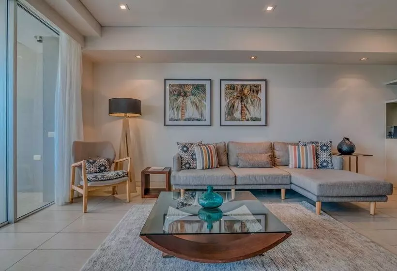 ペントハウス2ベッドルームアパート, Coconut Grove