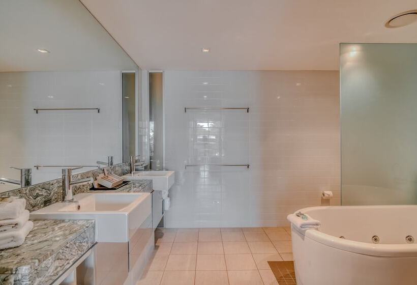 Апартаменты 4 Спальни, Coconut Grove