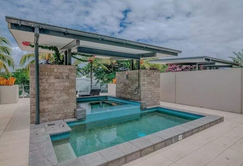 3ベッドルームアパートメント, Coconut Grove