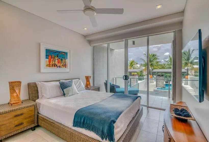 4ベッドルームアパートメント, Coconut Grove