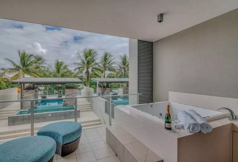 5ベッドルームアパート, Coconut Grove