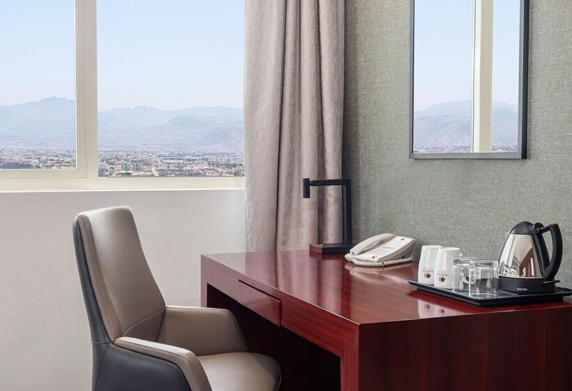 Люкс Семейный 2 Спальни, Doubletree By Hilton Ras Al Khaimah