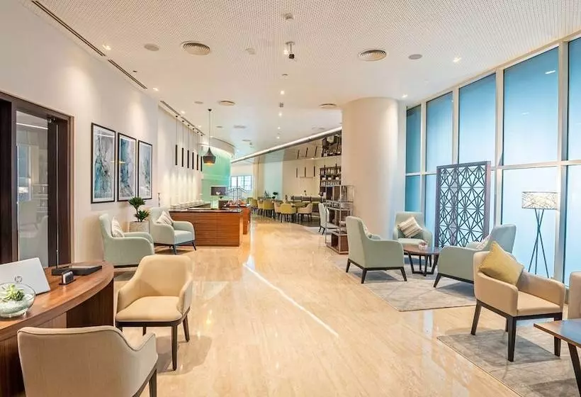 クラブルーム, Grand Millennium Al Wahda Hotel And Executive Apartments Abu Dhabi