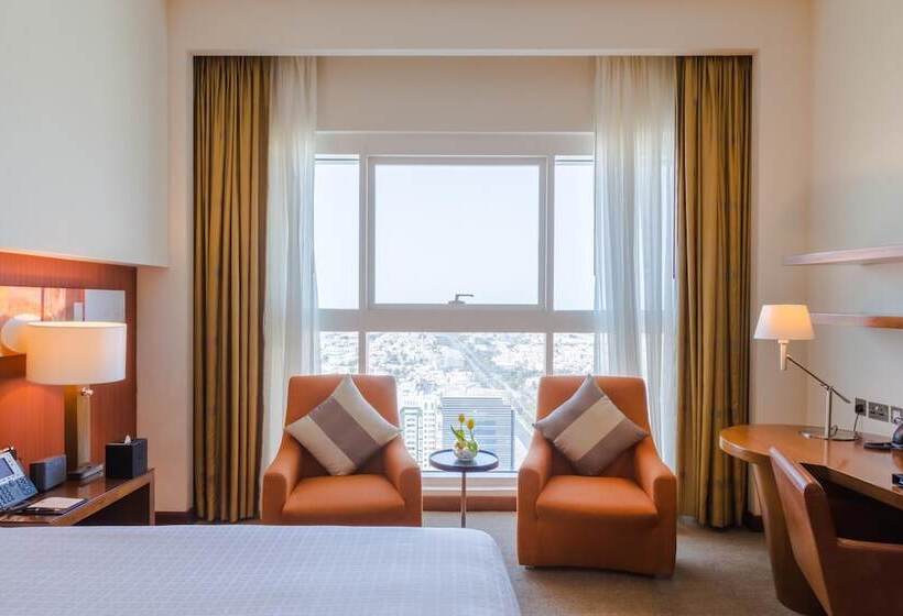 Номер Клуб, Grand Millennium Al Wahda Hotel And Executive Apartments Abu Dhabi