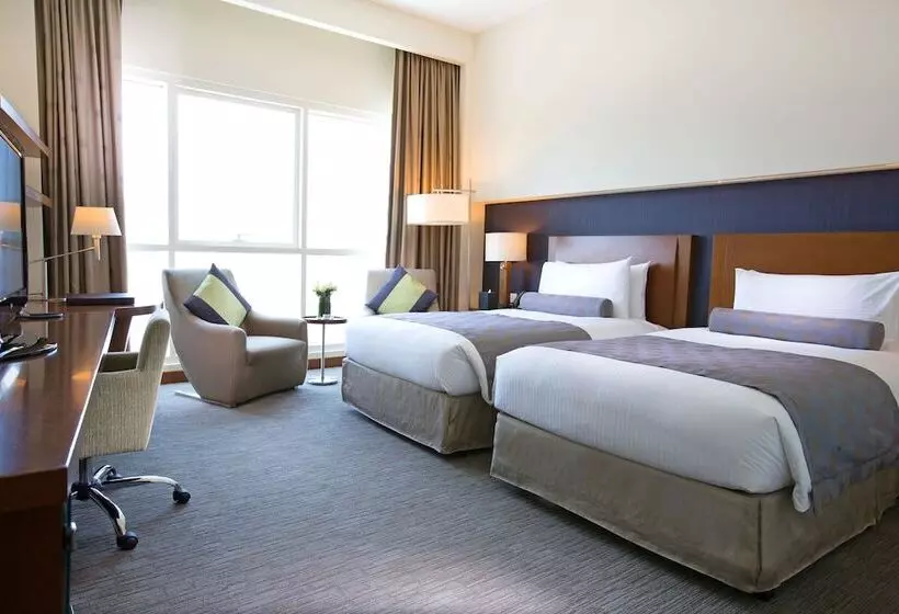 スーペリアールーム, Grand Millennium Al Wahda Hotel And Executive Apartments Abu Dhabi