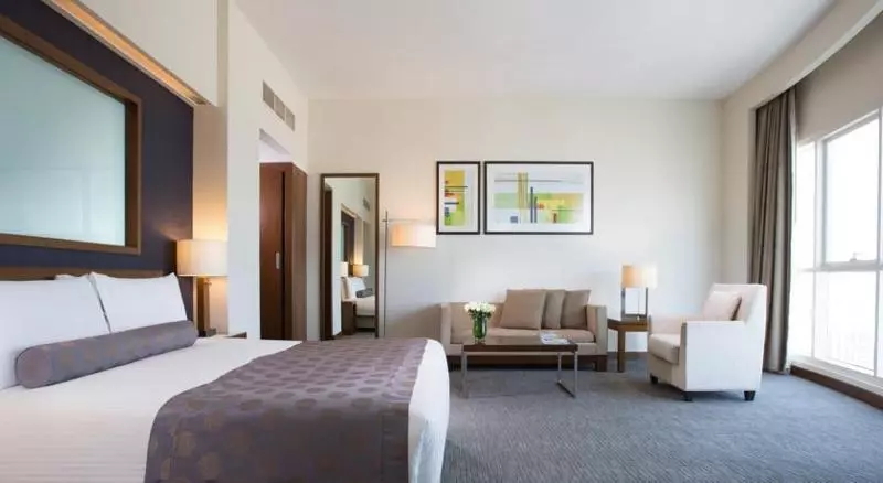 ジュニアスイート, Grand Millennium Al Wahda Hotel And Executive Apartments Abu Dhabi
