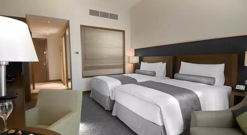 デラックスルーム, Grand Millennium Al Wahda Hotel And Executive Apartments Abu Dhabi