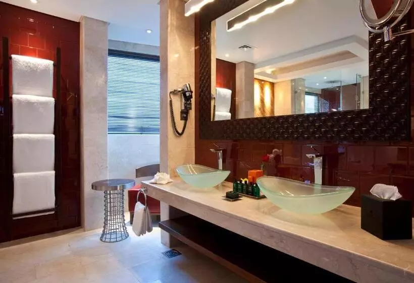 プレジデントスイートルーム, Grand Millennium Al Wahda Hotel And Executive Apartments Abu Dhabi