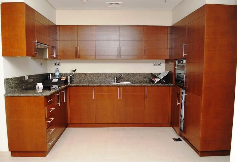 Апартаменты Премиум 1 Спальня, Grand Millennium Al Wahda Hotel And Executive Apartments Abu Dhabi