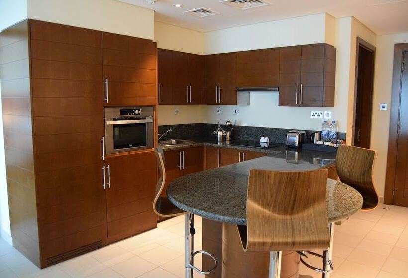 Апартаменты Премиум 1 Спальня, Grand Millennium Al Wahda Hotel And Executive Apartments Abu Dhabi