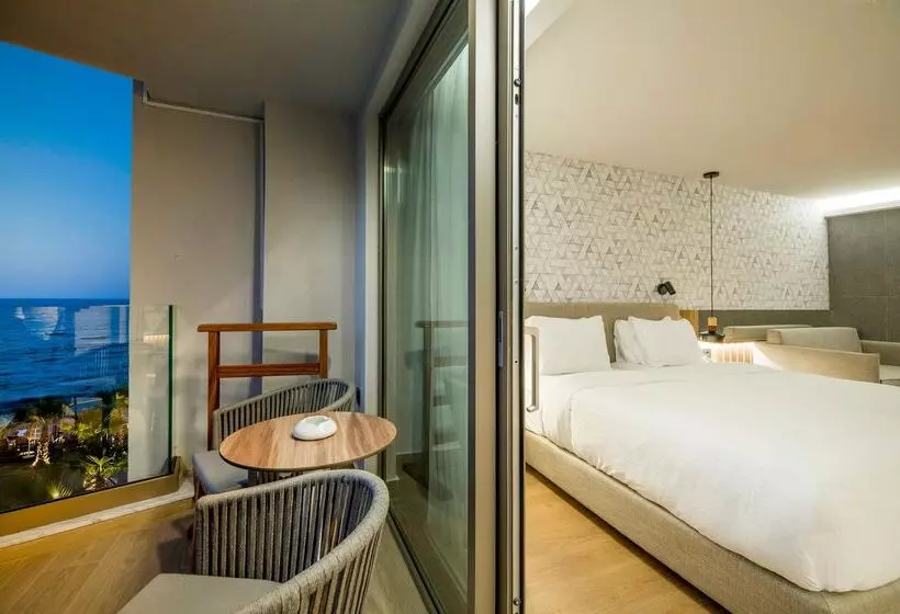 オーシャンビュースタンダードルーム, Akasha Beach Hotel & Spa