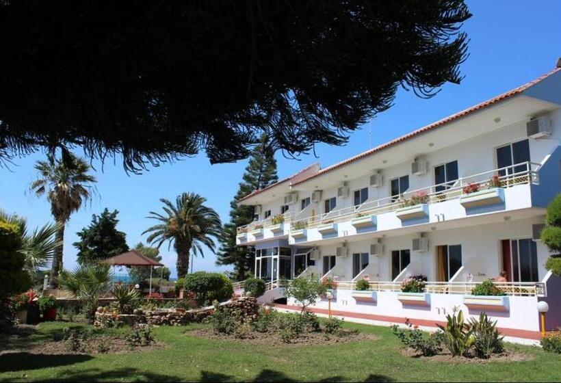 غرفة قياسية مطلّة علي البحر, Asterias Bay Theologos