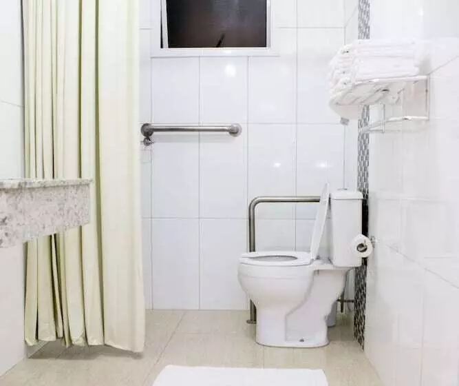 اتاق استاندارد چهار تخته, Baviera Iguassu