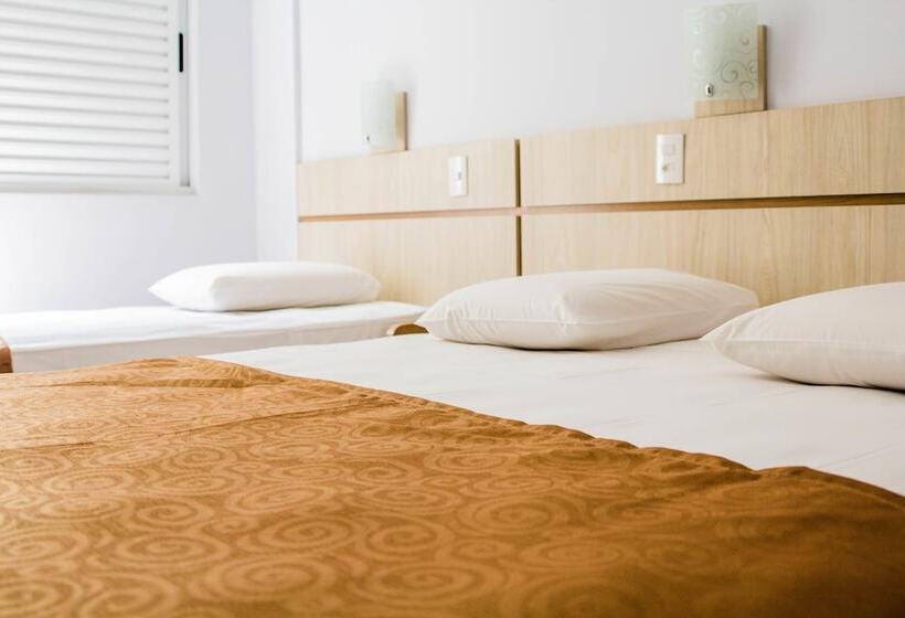 غرفة قياسية ثلاثية, Baviera Iguassu