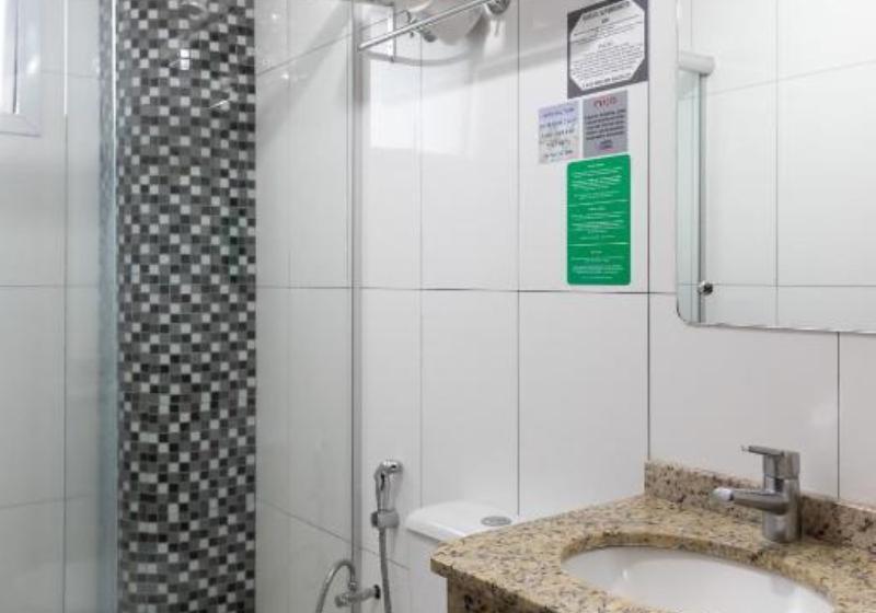 غرفة قياسية ثلاثية, Baviera Iguassu