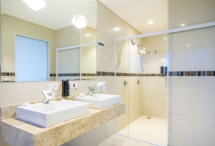 总统套房, Chris Park