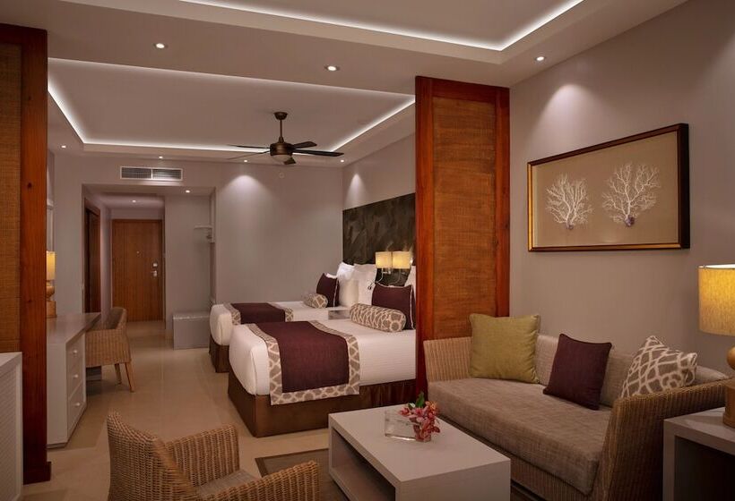 Номер Deluxe Вид на Бассейн, Dreams Royal Beach Punta Cana  All Inclusive