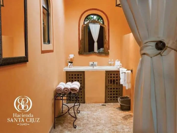 ファミリールーム, Hacienda Santa Cruz