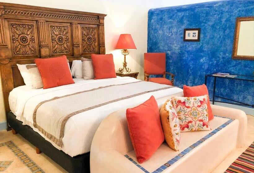 غرفة قياسية رباعية, Hacienda Santa Cruz