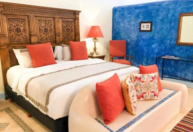 اتاق استاندارد چهار تخته, Hacienda Santa Cruz