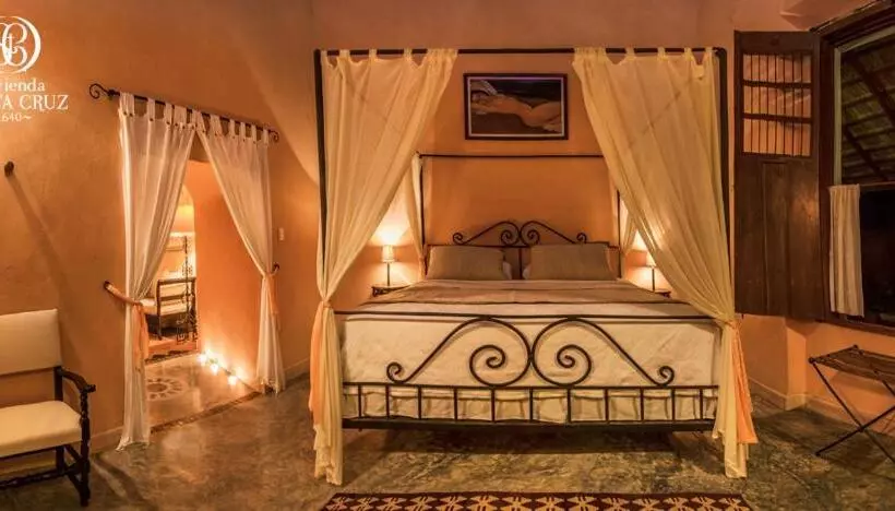 سوییت سوپریور, Hacienda Santa Cruz