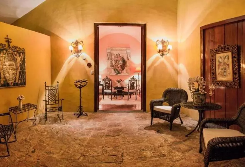 سوییت سوپریور, Hacienda Santa Cruz