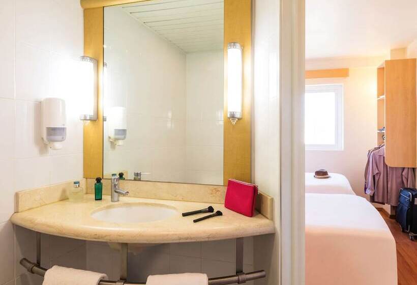 스탠다드 룸 더블 침대 2개, Ibis Juarez Consulado