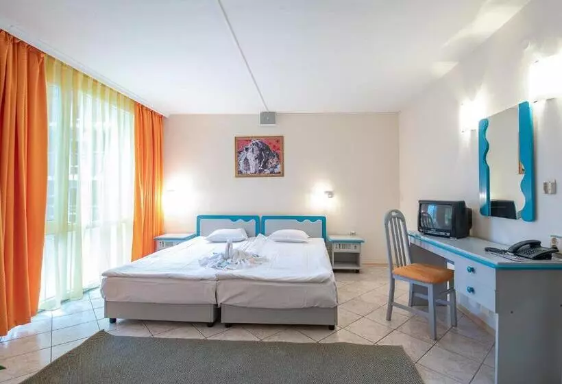 Huoneisto 2 Makuuhuonetta, Iskar & Aquapark   All Inclusive