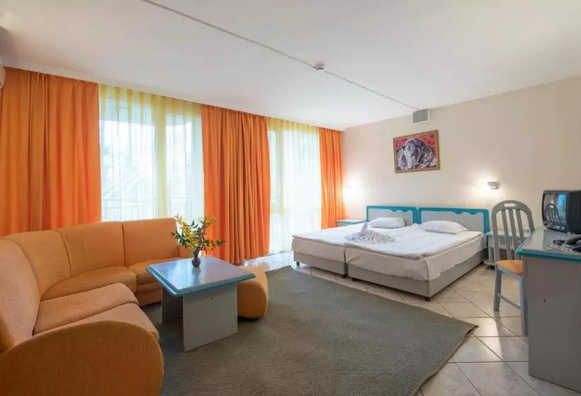 Huoneisto 2 Makuuhuonetta, Iskar & Aquapark   All Inclusive