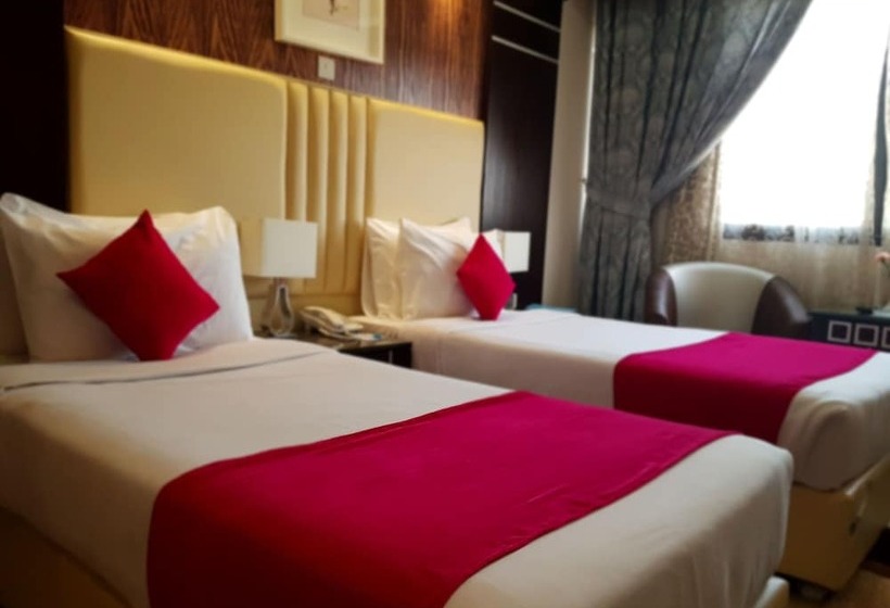 标准间, Kuwait Continental