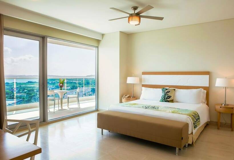 غرفة تنفيذية, Las Americas Torre Del Mar