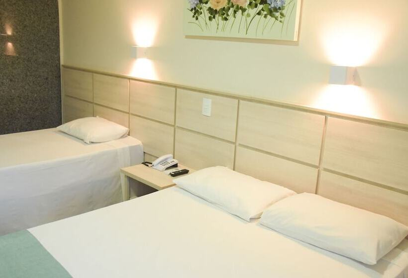 豪华三人间, Nacional Inn Foz Do Iguaçu