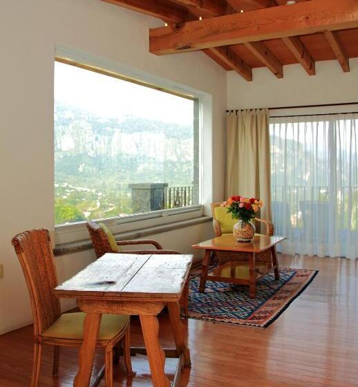 סוויטת סופריור, Posada Del Tepozteco   Hotel & Gallery