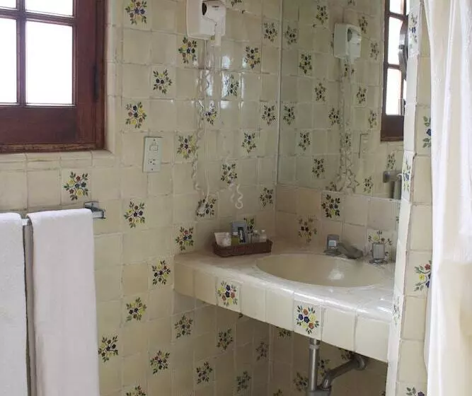 スイート（家族用）, Posada Del Tepozteco   Hotel & Gallery