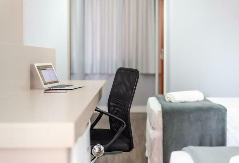 חדר סטנדרט יחיד, Rede Andrade Cecomtur