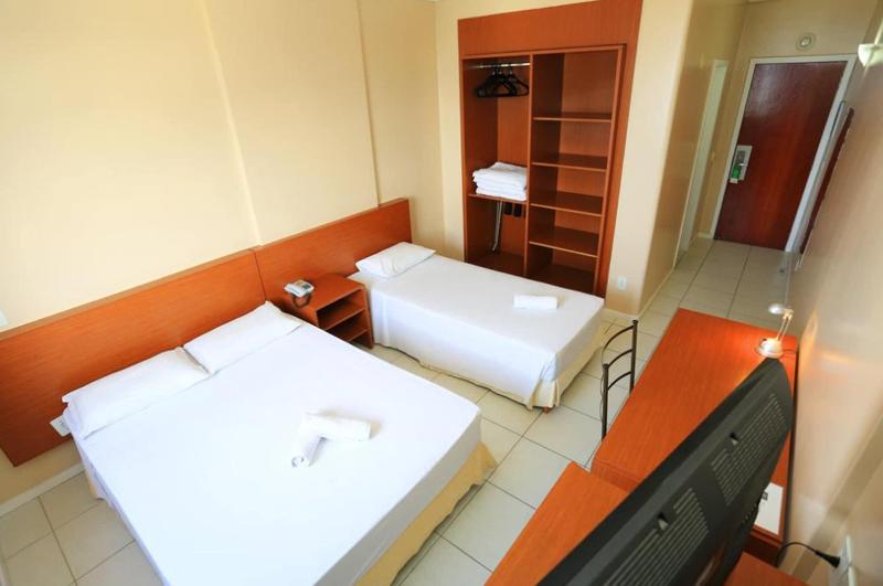 חדר סטנדרט לשלושה, Rede Andrade Cecomtur