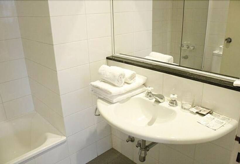 استودیوی استاندارد, Sunlight Recoleta Apartments