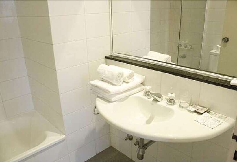 استودیوی استاندارد, Sunlight Recoleta Apartments