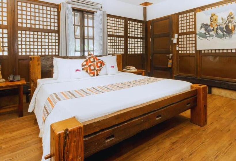 스탠다드 룸 킹사이즈 침대, Oldwoods By The Sea Nature Resort   Pangasinan