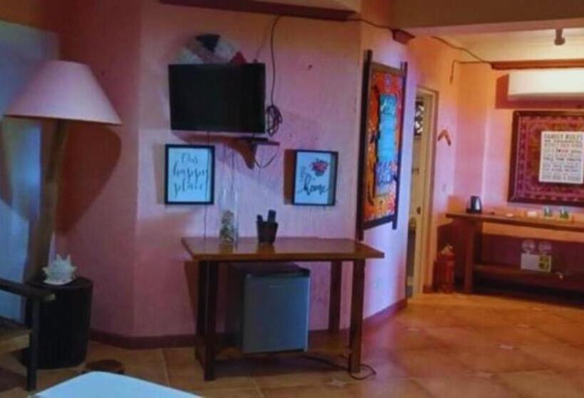 디럭스 테라스 룸 바다 전망, Oldwoods By The Sea Nature Resort Pangasinan