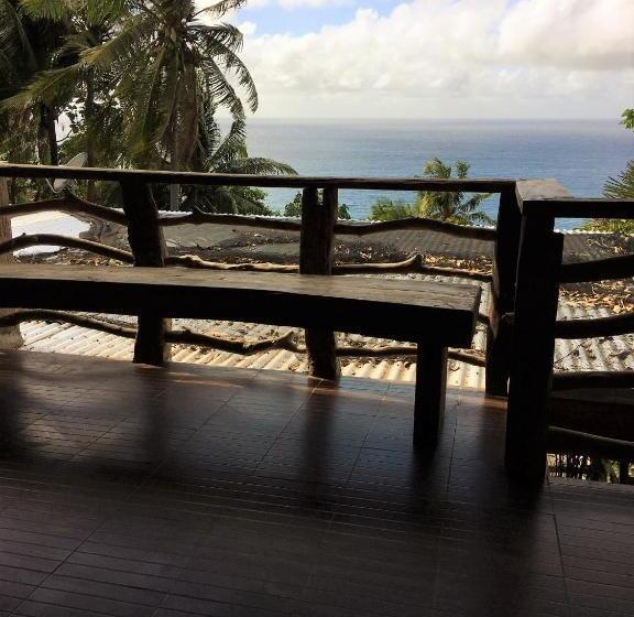 패밀리 룸 산 전망, Oldwoods By The Sea Nature Resort Pangasinan