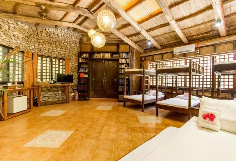 家族用バンガロー, Oldwoods By The Sea Nature Resort   Pangasinan