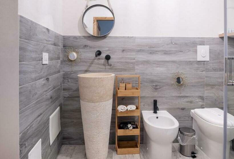 주니어 스위트 발코니, A Calata